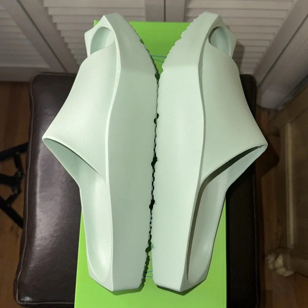 WMNS Jordan Hex Slide…”Pistachio Frost” - Picture 6 of 7